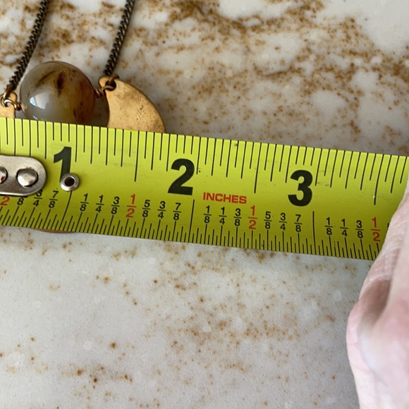 NWT Larissa Loden Brass and Agate Modernist Necklace - Picture 10 of 11